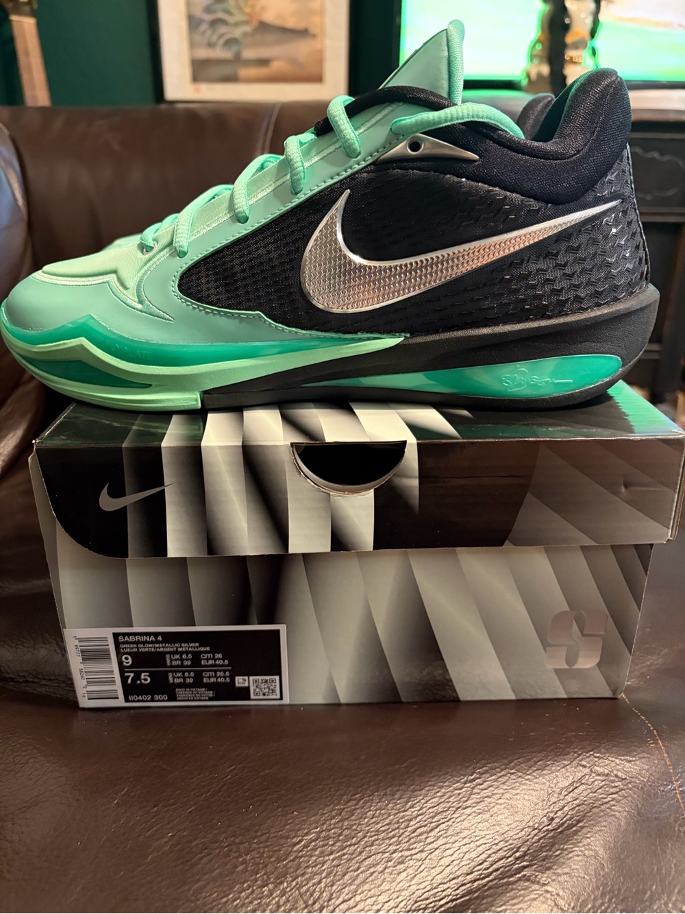 Nike Sabrina 4 (size 9W/7.5M) Mint Green and Black Basketball Sneakers